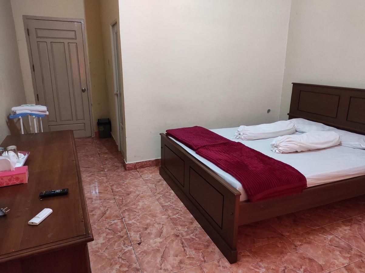 Hotel Randik Sekayu Екстериор снимка